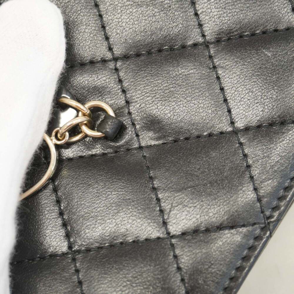 CHANEL Black Lambskin Leather Wallet - Picture 10 of 14